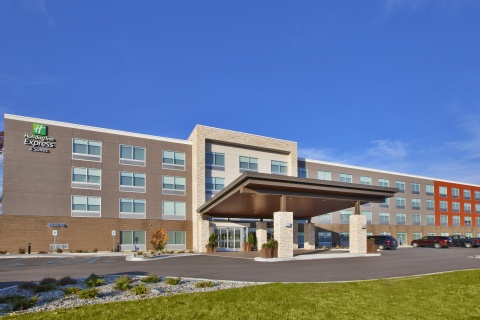 Holiday Inn Express Grand Rapids Airport Hotel