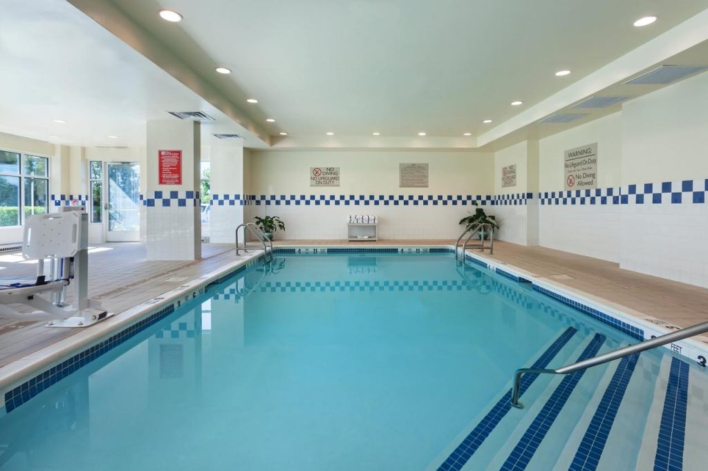 Hilton Garden Inn Islip/MacArthur Airport , NY 11779 near Long Island Macarthur Airport View Point 9