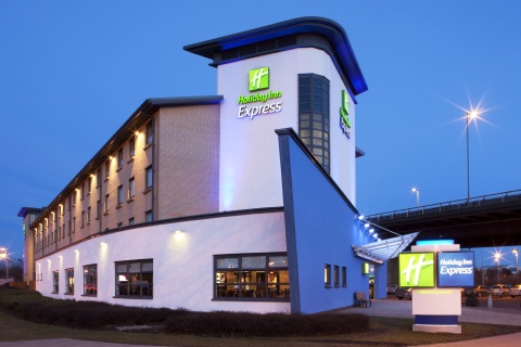 Holiday Inn Express Glasgow Airport