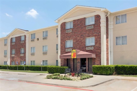 Super 8 by Wyndham Grapevine/DFW Airport Northwest , TX 76051 near Dallas-fort Worth International Airport View Point 1