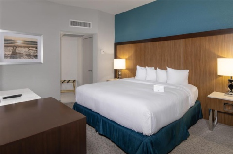 DoubleTree by Hilton Hotel Jacksonville Airport , FL 32218 near Jacksonville International Airport View Point 66