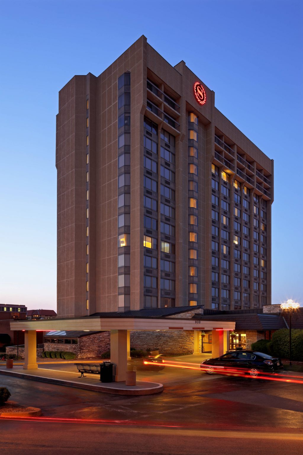 Sheraton Westport Plaza Hotel St. Louis