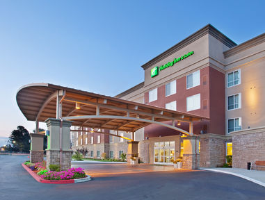 Holiday Inn & Suites Oakland Airport