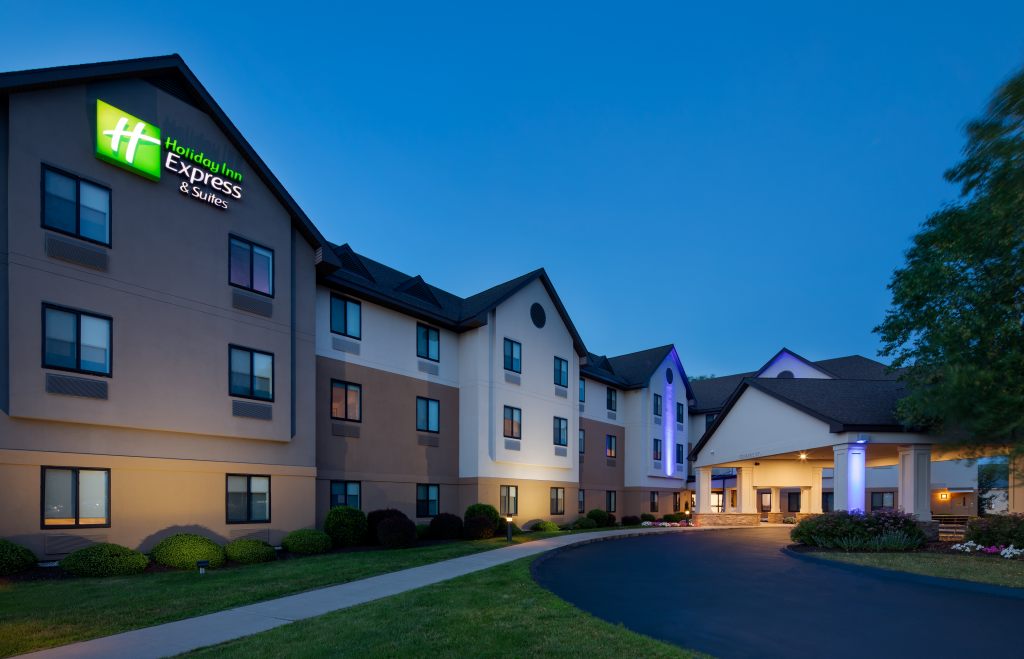 Holiday Inn Express & Suites Bradley Airport, an IHG Hotel , CT 06096 near Bradley International Airport View Point 1