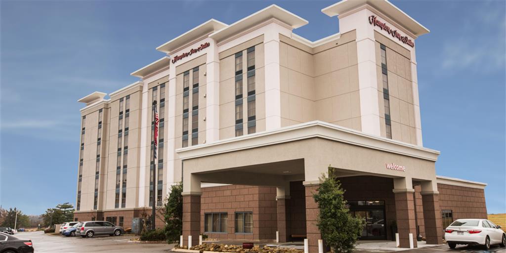 Hampton Inn & Suites Nashville Airport