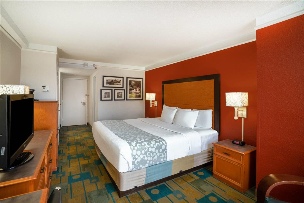 La Quinta Inn & Suites by Wyndham Nashville Airport/Opryland , TN 37214 near Nashville International Airport View Point 30