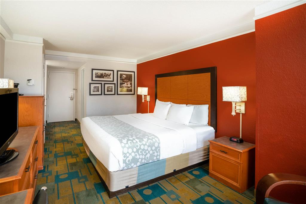 La Quinta Inn & Suites by Wyndham Nashville Airport/Opryland , TN 37214 near Nashville International Airport View Point 37