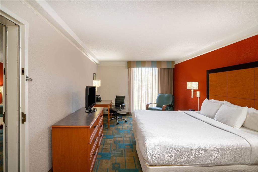 La Quinta Inn & Suites by Wyndham Nashville Airport/Opryland , TN 37214 near Nashville International Airport View Point 54