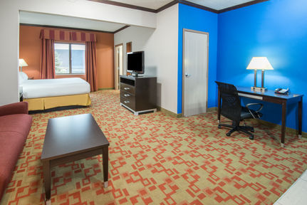 Holiday Inn Express Cleveland Airport - Brook Park , OH 44142 near Cleveland Hopkins International Airport View Point 34