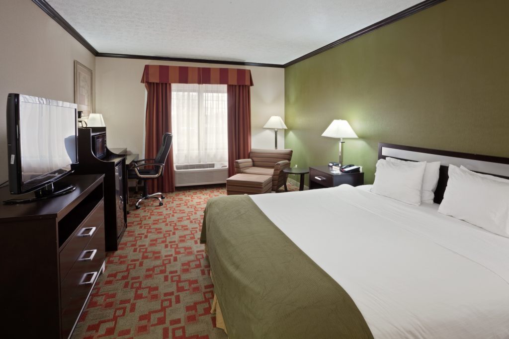 Holiday Inn Express Cleveland Airport - Brook Park , OH 44142 near Cleveland Hopkins International Airport View Point 40