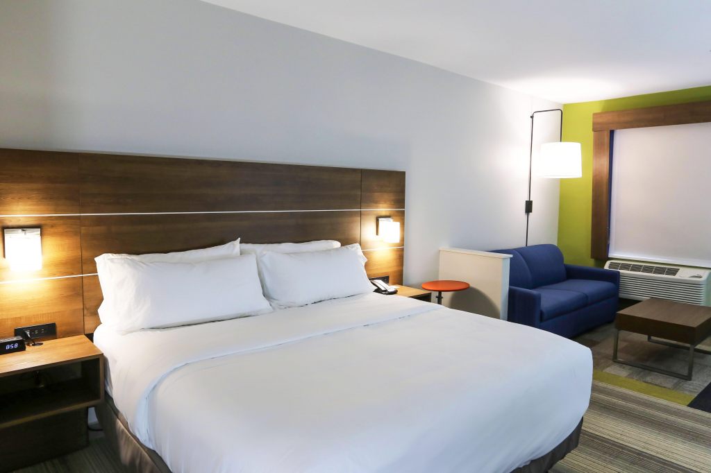 Holiday Inn Express & Suites Houston IAH - Beltway 8 , TX 77032 near George Bush Intercontinental Airport View Point 32