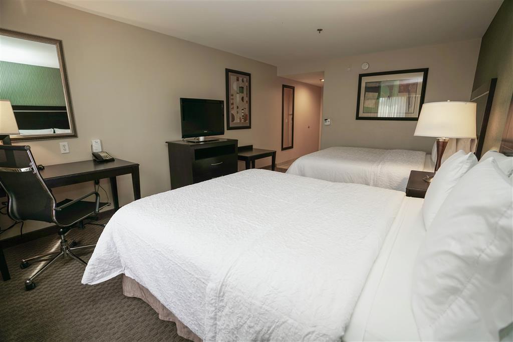 Hampton Inn & Suites Las Vegas Airport , NV 89119 near Mccarran International Airport View Point 39