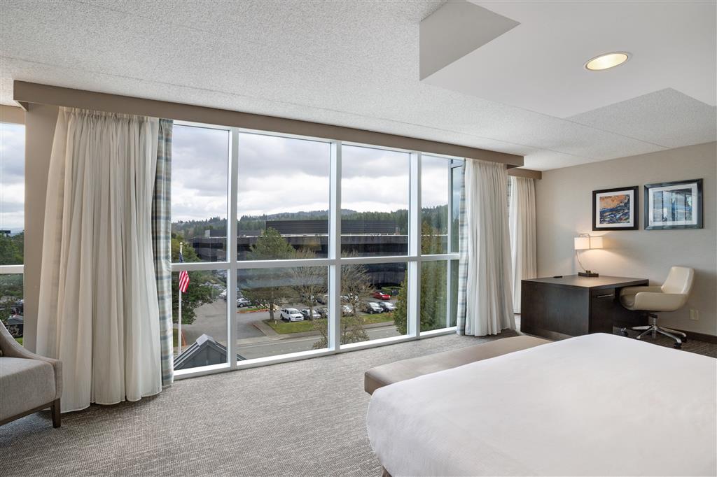 Embassy Suites by Hilton Seattle Bellevue , WA 98008 near Seattle Cruise Port View Point 33