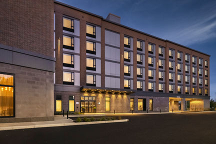 Staybridge Suites Boston Logan Airport Revere