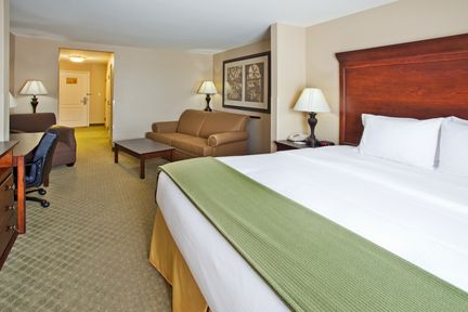 Holiday Inn Express Savannah Airport , GA 31408 near Savannah/hilton Head International Airport View Point 23