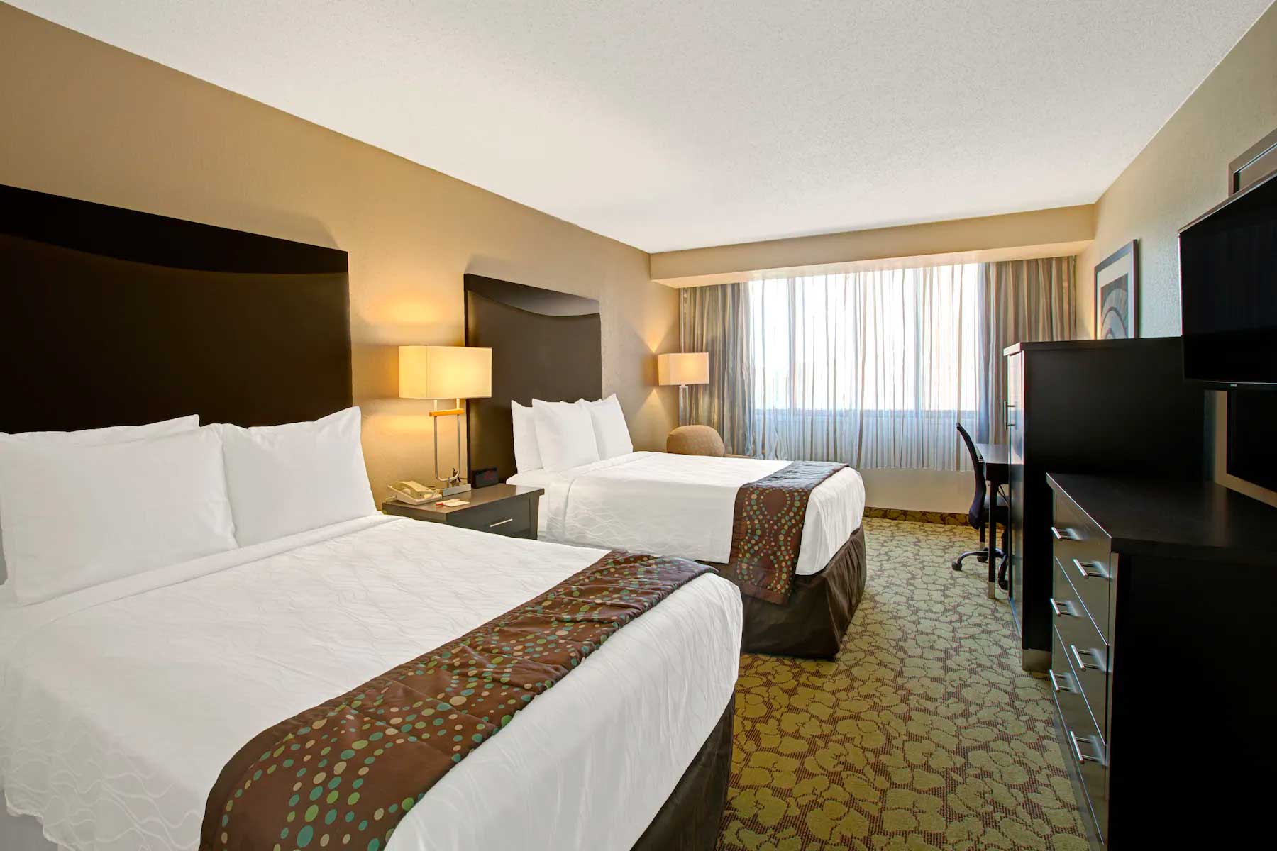 Ramada Plaza by Wyndham Charlotte Airport Conference Center , NC 28217 near Charlotte/douglas International Airport View Point 6