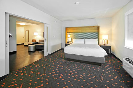 Holiday Inn Hotel & Suites - Calgary Airport North, an IHG Hotel , AB T3J 5E1 near Calgary International Airport View Point 40