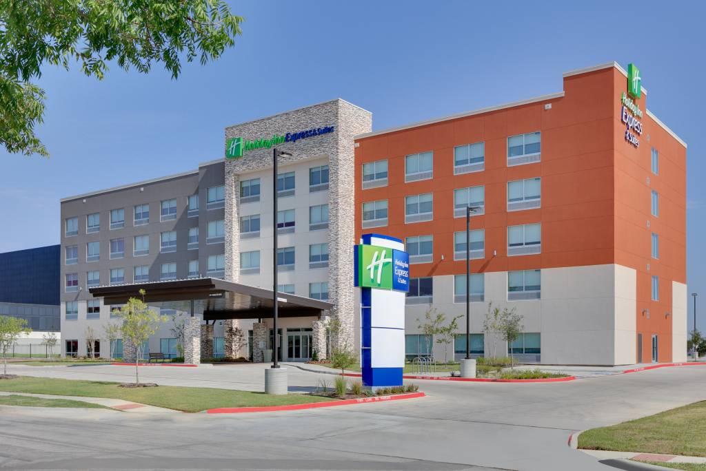 Holiday Inn Express & Suites Dallas Nw Hwy Love Field, An Ihg Hotel