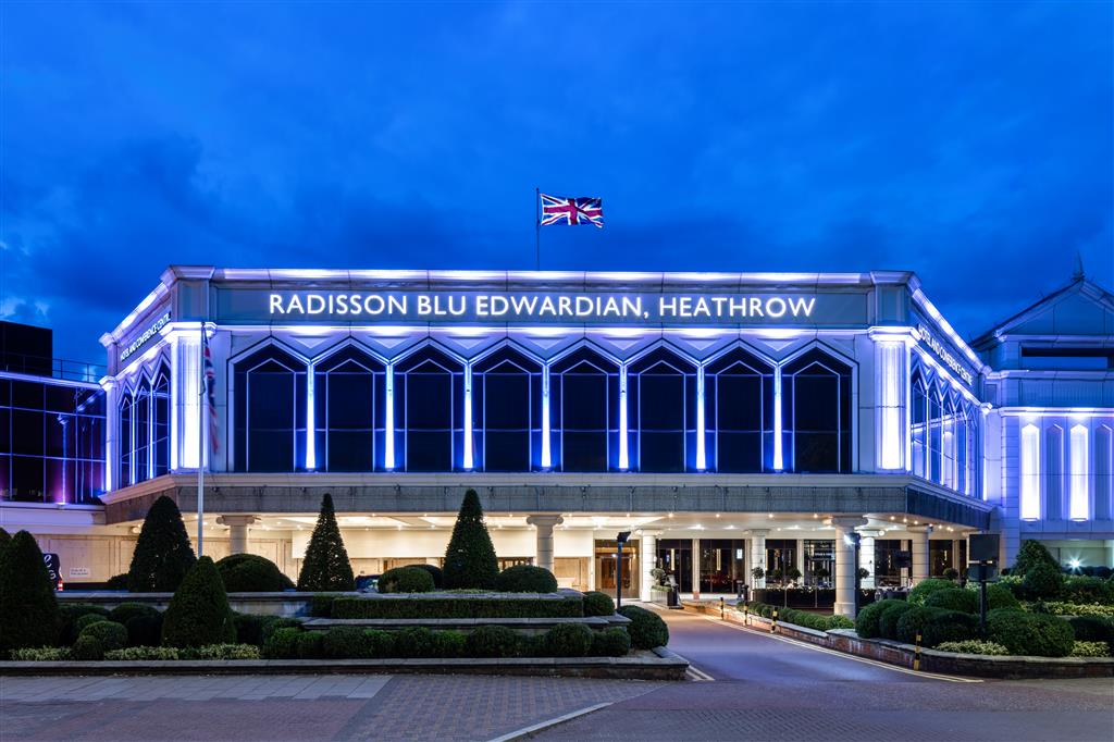 Radisson Blu Edwardian Heathrow Hotel & Conference Centre, London