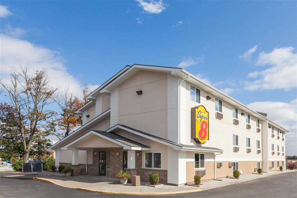 Super 8 By Wyndham Latham Albany Airport