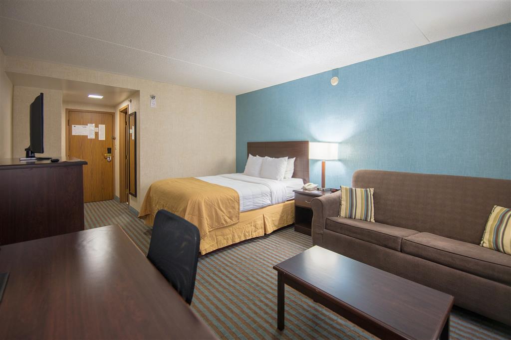 Ramada by Wyndham Cedar Rapids , IA 52404 near The Eastern Iowa Airport View Point 6