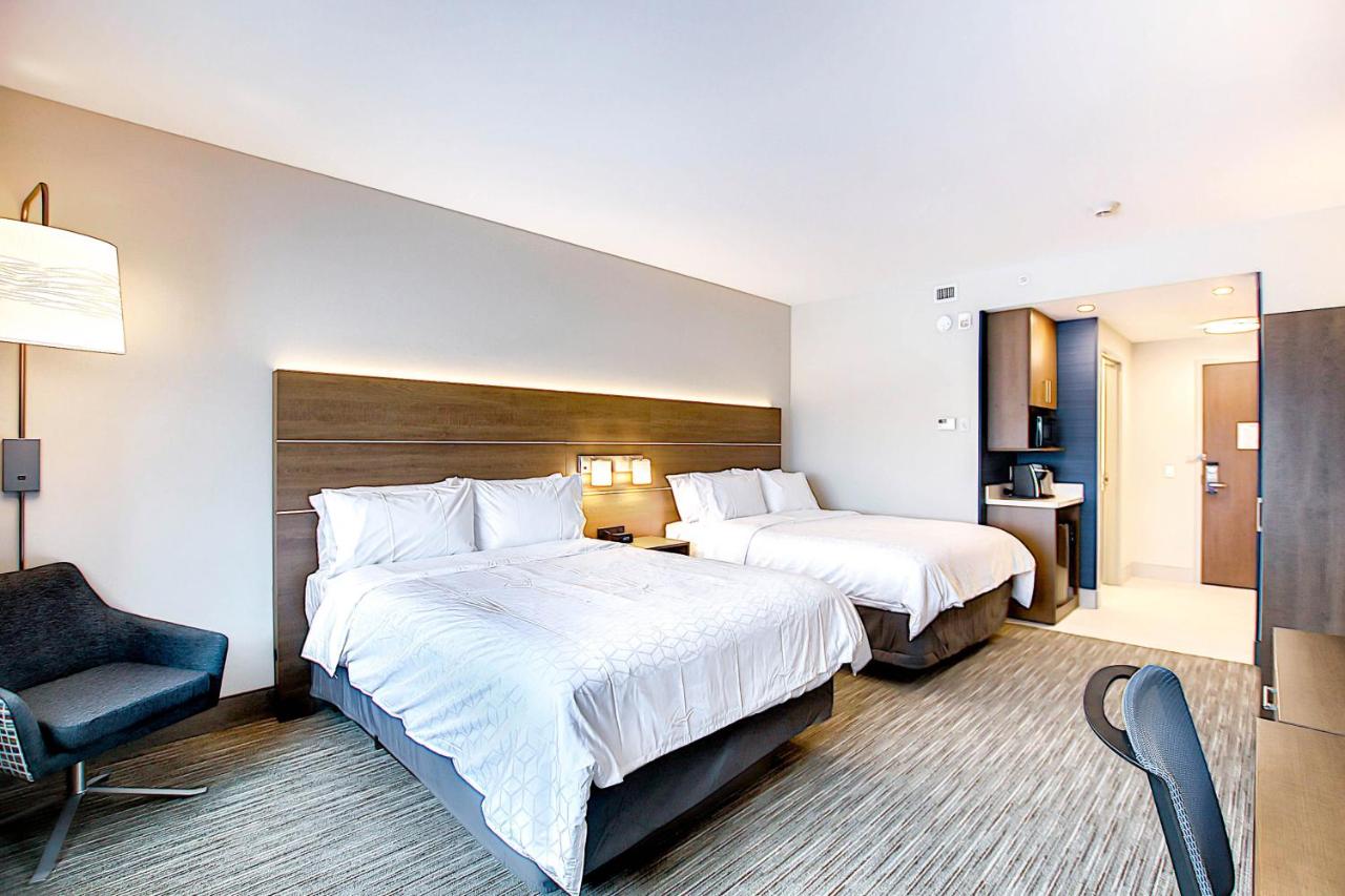 Holiday Inn Express & Suites Calgary Airport Trail NE , AB T3J 0T7 near Calgary International Airport View Point 24