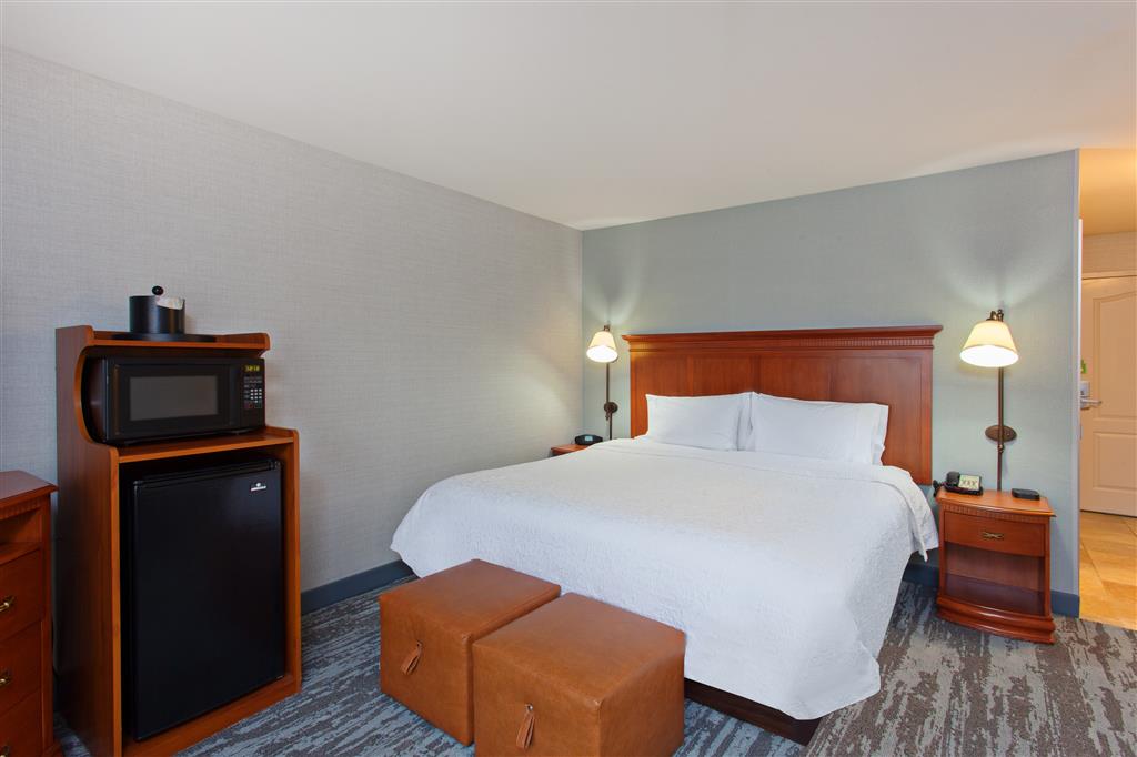 Hampton Inn & Suites Clovis Airport North , CA 93612 near Fresno Yosemite International Airport View Point 14