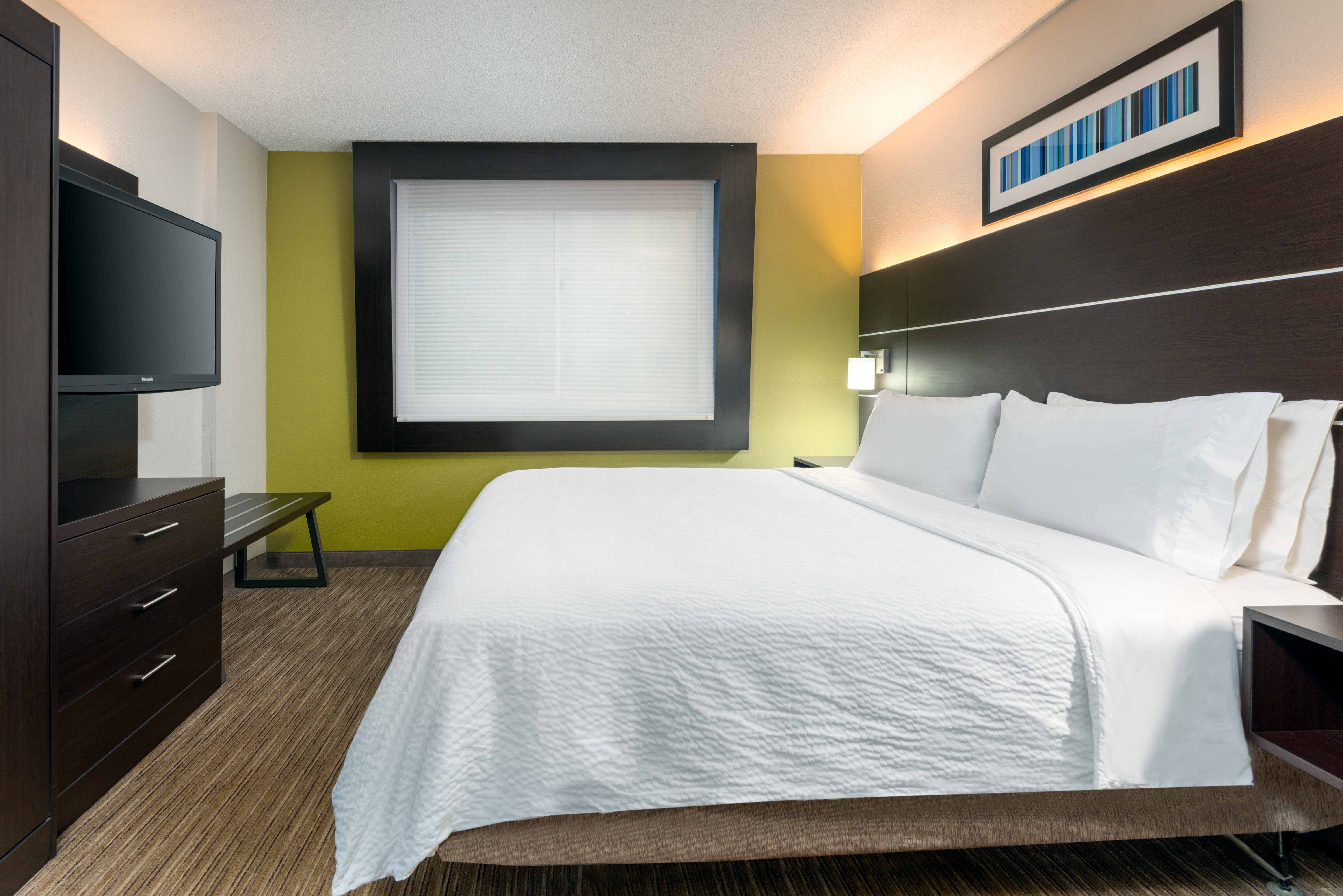 Holiday Inn Express Miami Airport Doral Area, an IHG Hotel , FL 33166 near Miami International Airport View Point 35