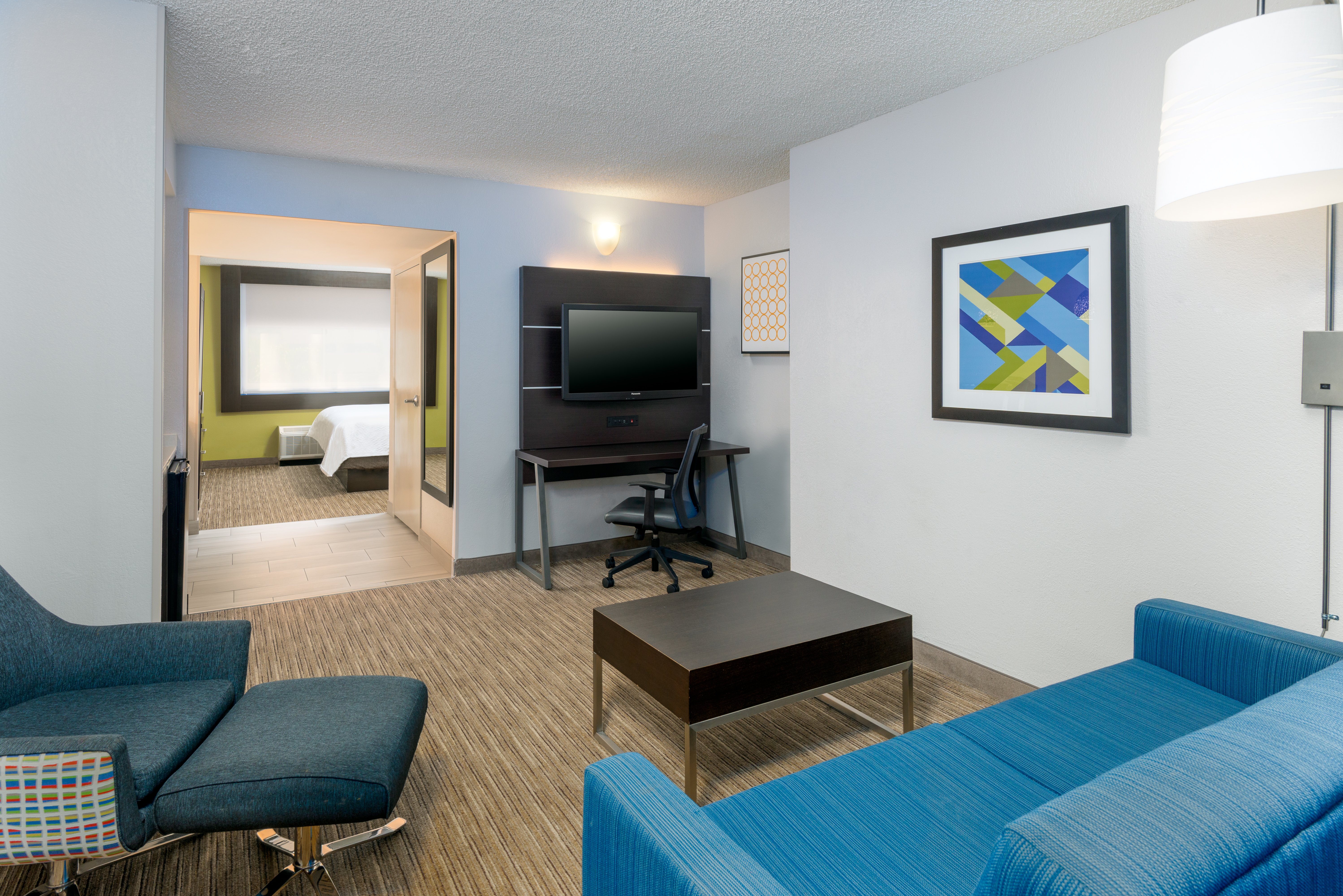 Holiday Inn Express Miami Airport Doral Area, an IHG Hotel , FL 33166 near Miami International Airport View Point 39