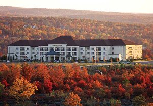 Courtyard By Marriott Scranton Montage Moiuntain