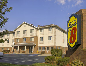 Super 8 Motel Akron/Green/Canton Area