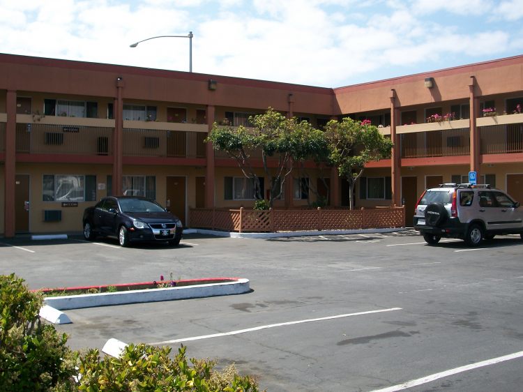 Rodeway Inn formerly. Hotel V - South San Francisco/SFO , CA 94080  near San Francisco International Airport View Point 3