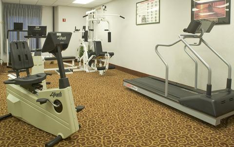 Hampton Inn Rochester-North , NY 14615 near Greater Rochester International Airport View Point 7