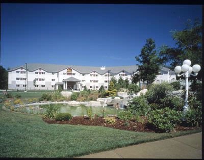 Best Western Plus Executive Court Inn & Conference Center