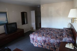 Seatac Crest Motor Inn , WA 98188 near Seattle-tacoma International Airport View Point 9