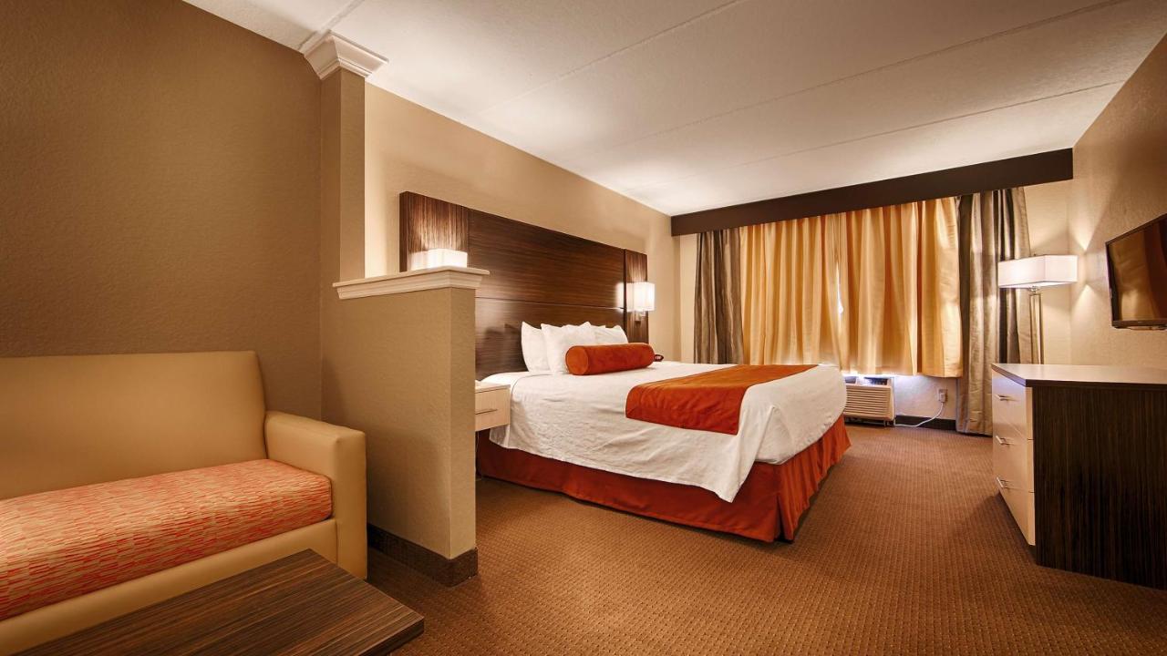 Sonesta Formerly the Best Western Airport Inn & Suites mco , FL 32809 near Orlando International Airport View Point 3