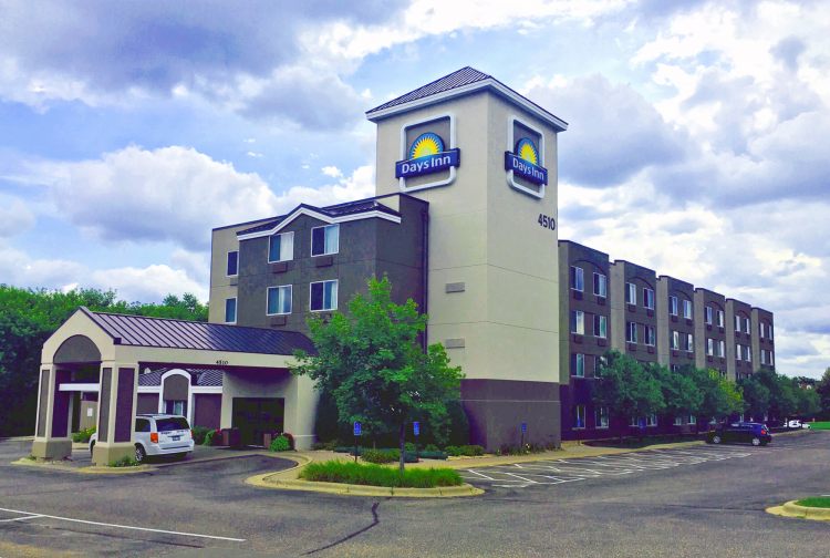 Days Inn Eagan Minneapolis Near Mall Of America