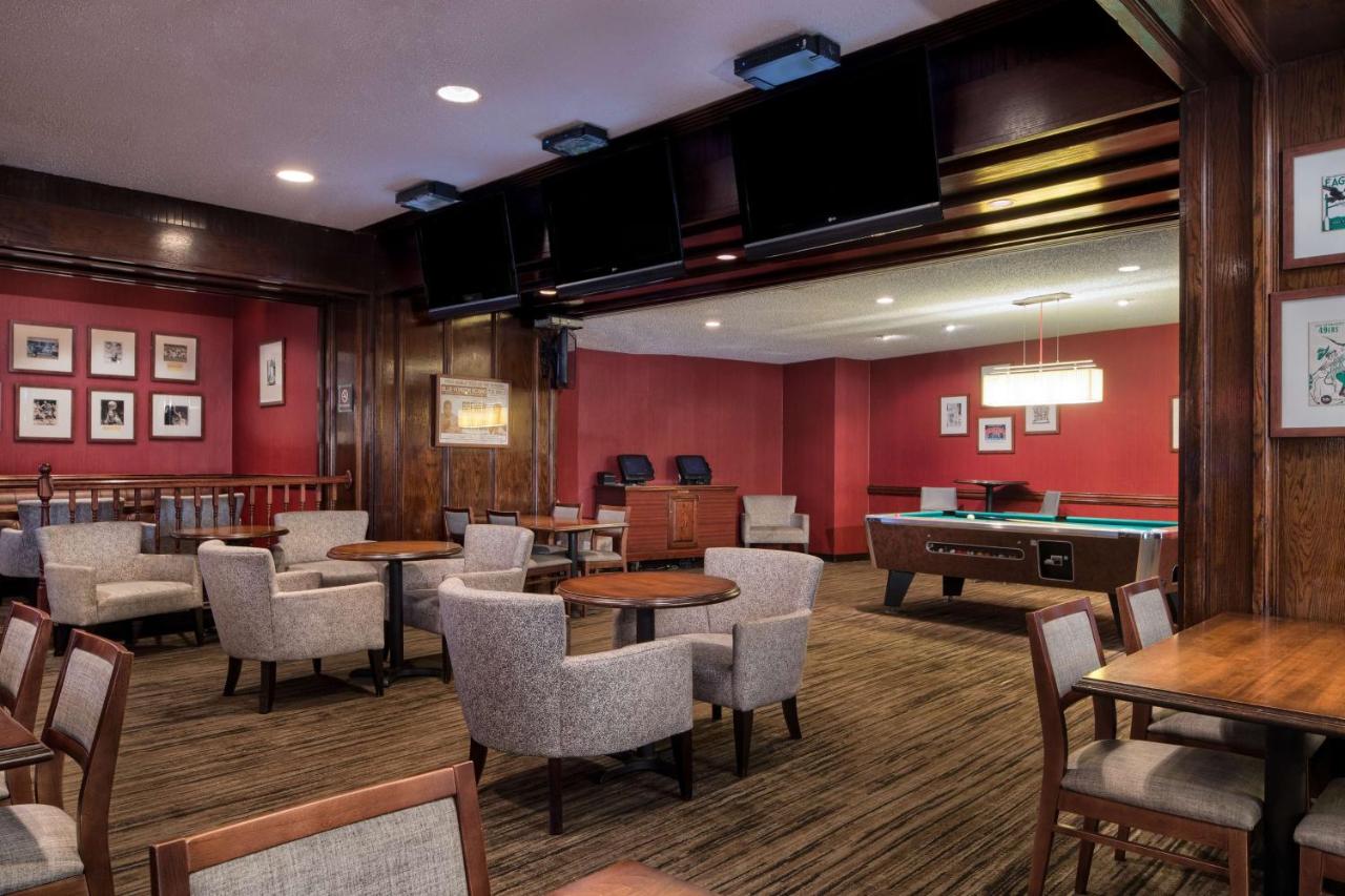 DoubleTree by Hilton Philadelphia Airport , PA 19153 near Philadelphia International Airport View Point 9