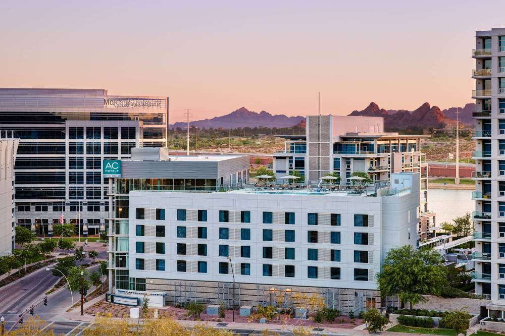 Ac Hotel By Marriott Phoenix Tempe Downtown 4