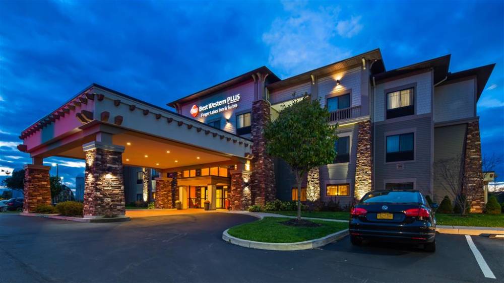 Best Western Plus Finger Lakes Inn & Suites 1