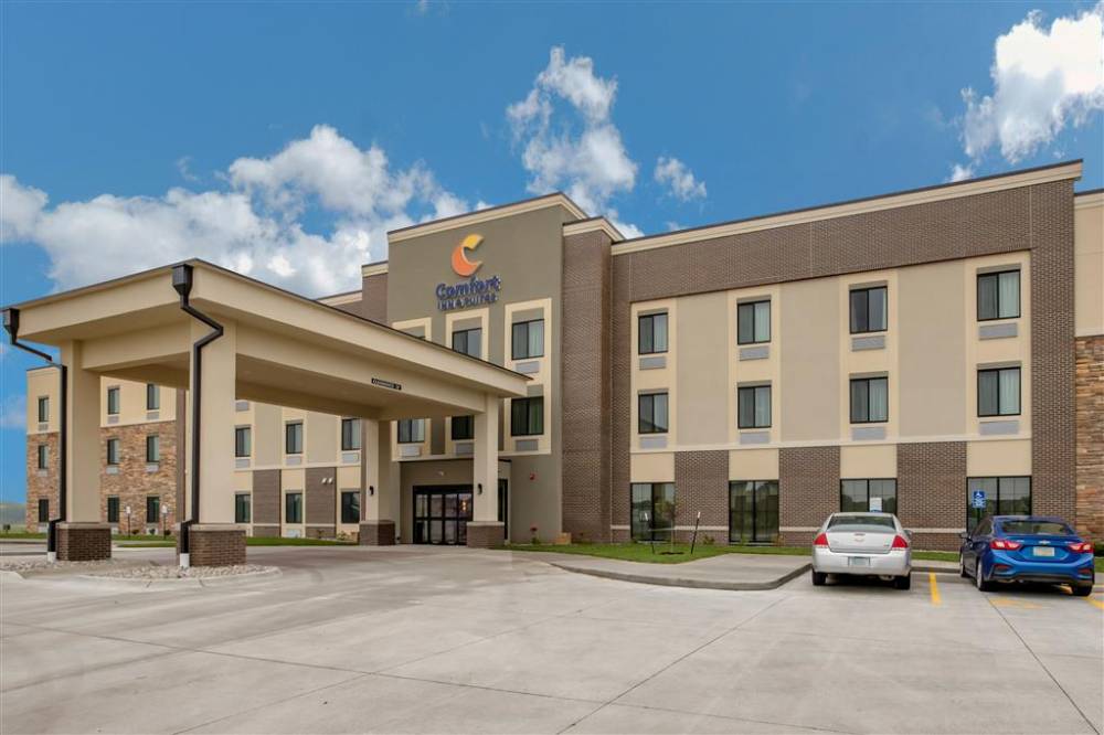 Comfort Inn And Suites Ames Near Isu Campus 2