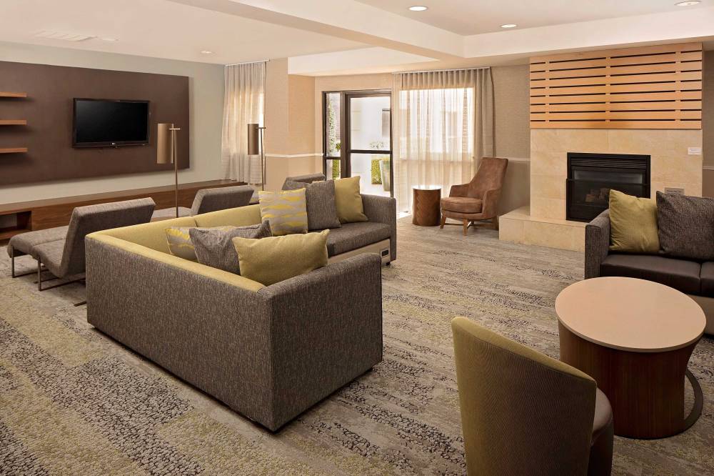 Courtyard By Marriott Dallas Addison Quorum Drive 6