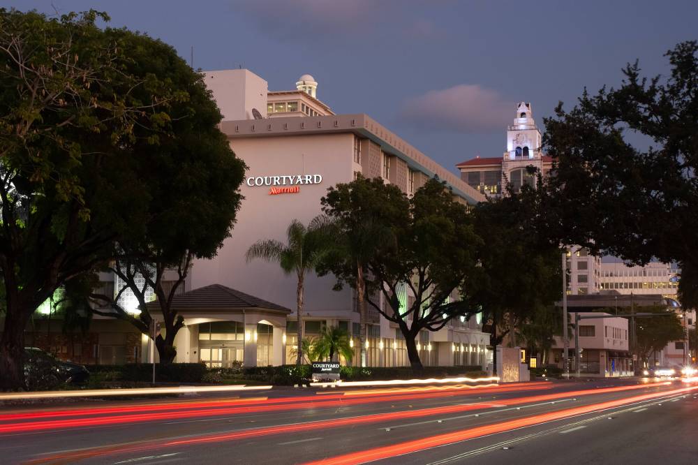 Courtyard By Marriott Miami Coral Gables 5