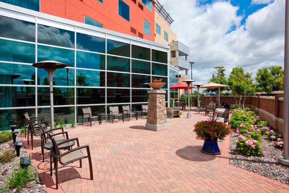 Courtyard By Marriott Minneapolis Maple Grove Arbor Lakes 6