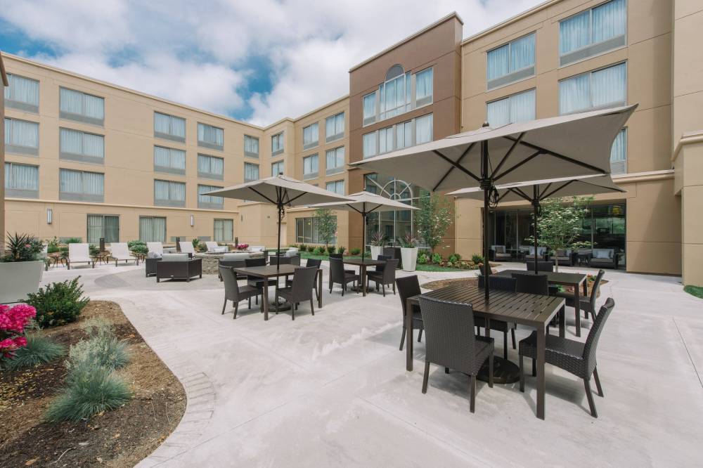 Courtyard By Marriott Nashua 6