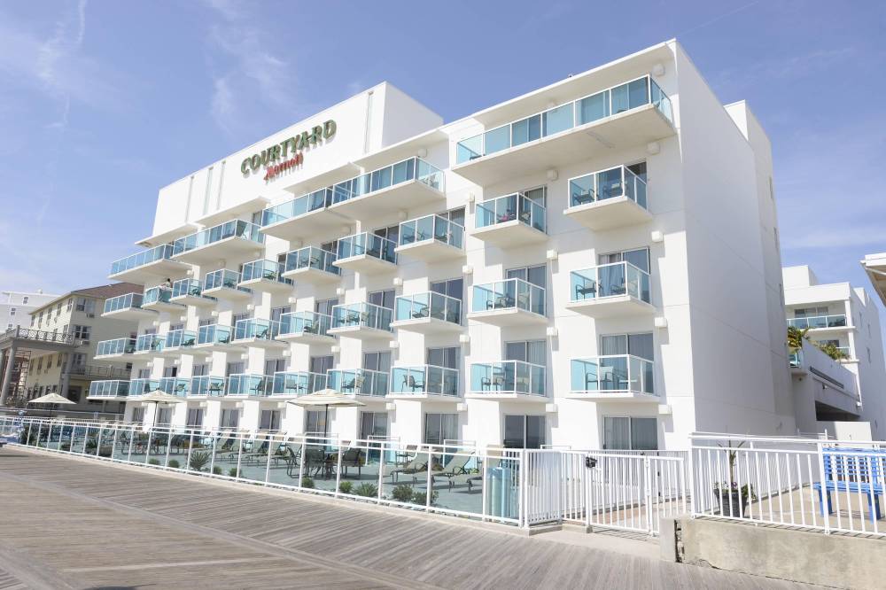 Courtyard By Marriott Ocean City Oceanfront 3