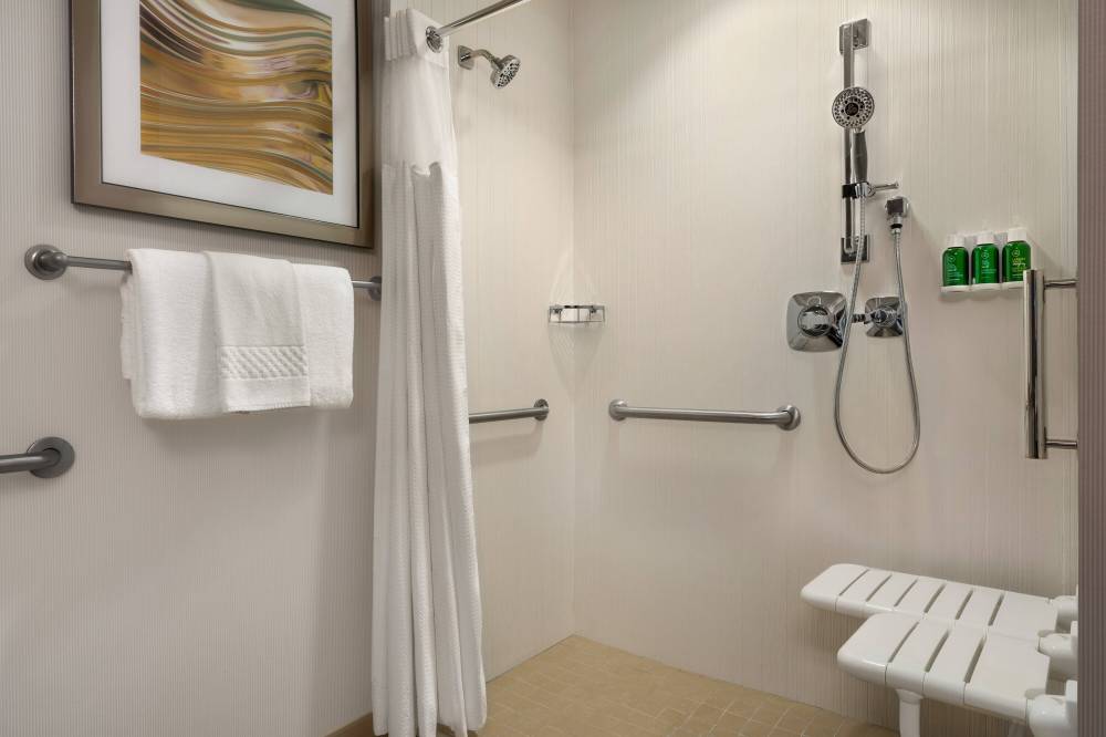 Courtyard By Marriott Philadelphia Montgomeryville 2