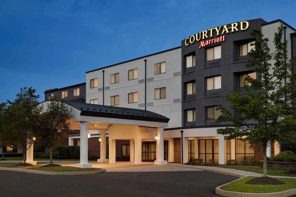 Courtyard By Marriott Philadelphia Montgomeryville 4