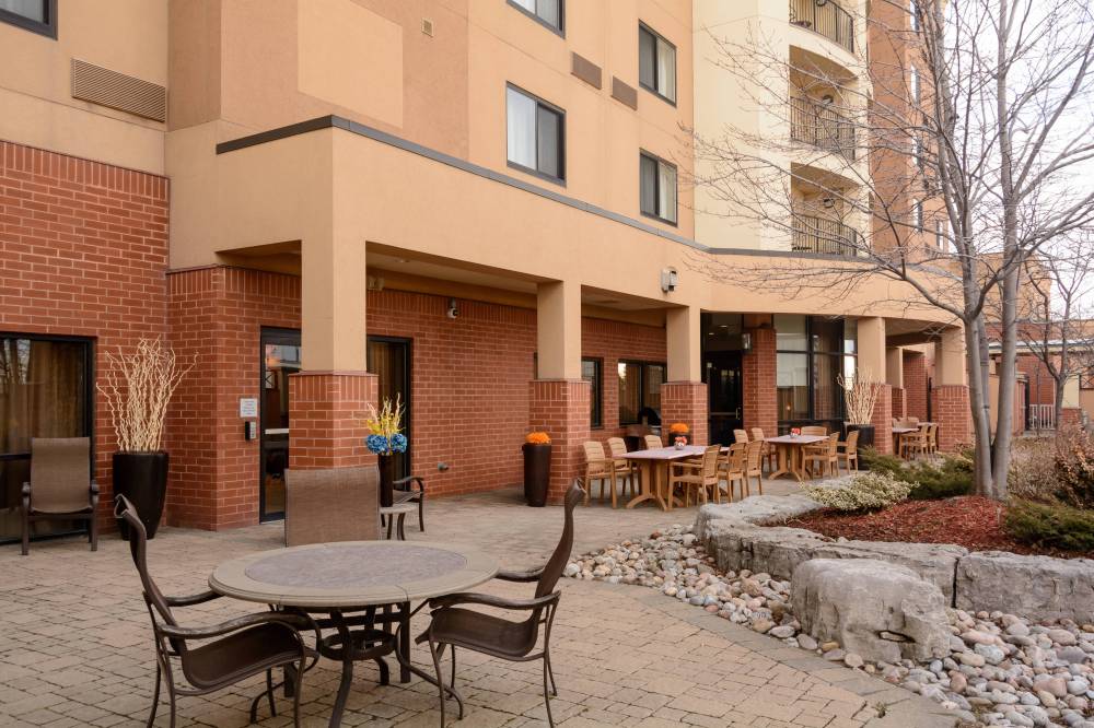 Courtyard By Marriott Toronto Brampton 3