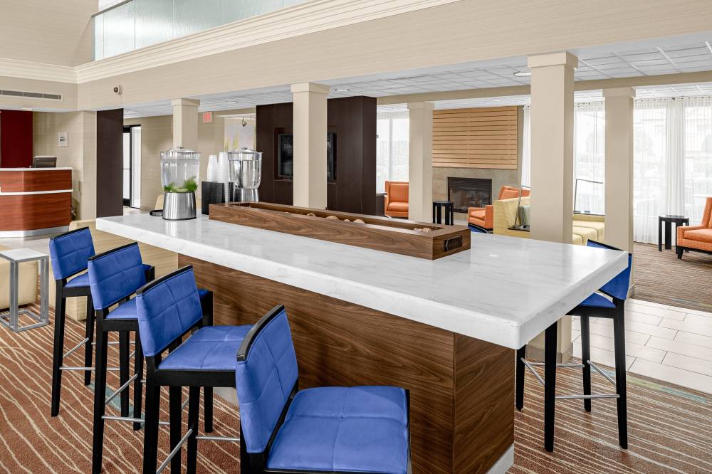 Courtyard By Marriott Wilmington Wrightsville Beach 8